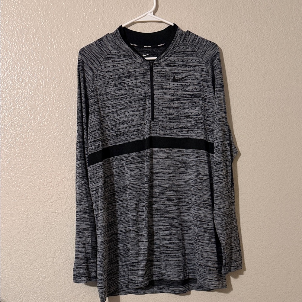 Nike Men's Heathered Black and Gray Long Sleeve Tee golf